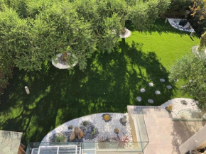 Beautiful Apartment 2mn walking distance from La Croisette and The Beach